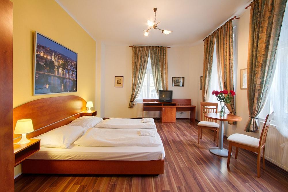 Apartment Amandment Прага Экстерьер фото