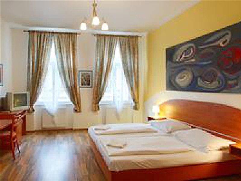 Apartment Amandment Прага Экстерьер фото