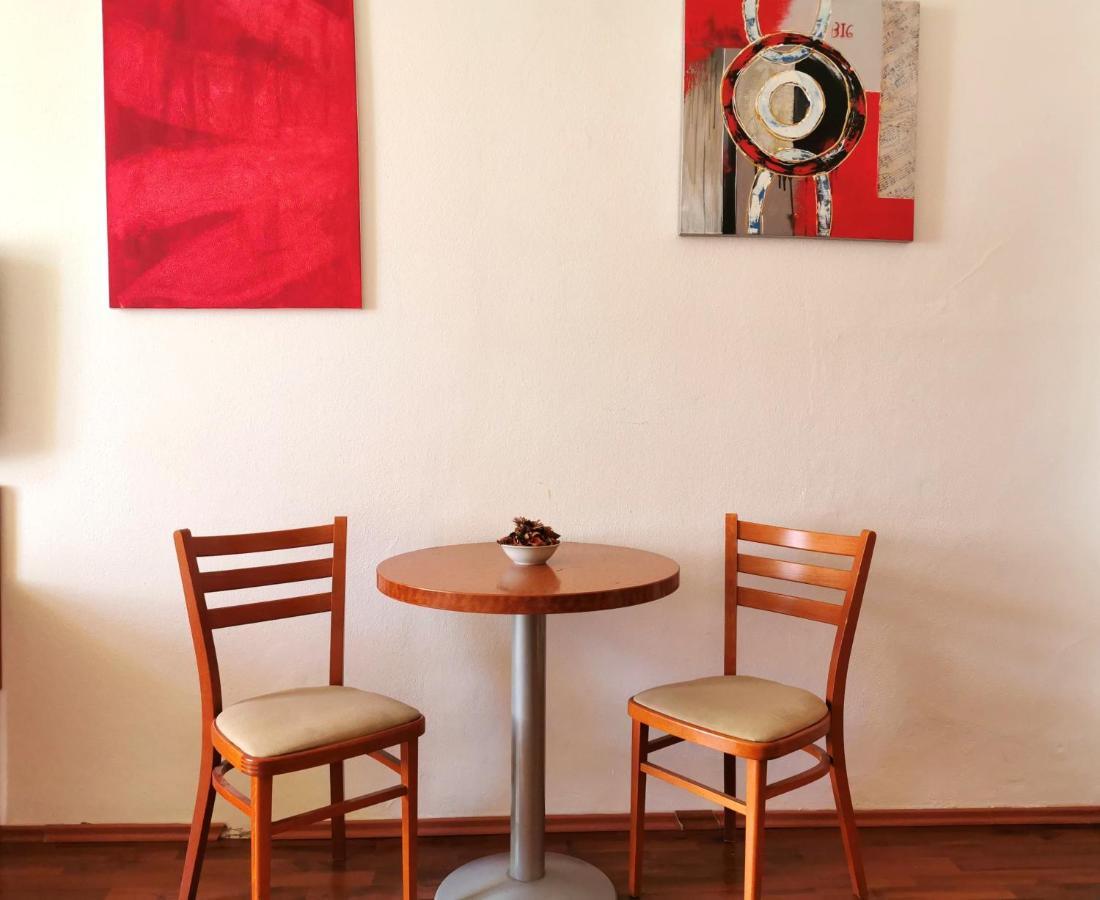 Apartment Amandment Прага Экстерьер фото
