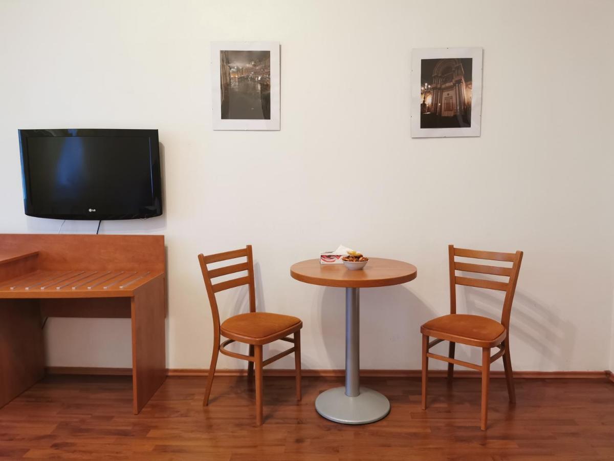 Apartment Amandment Прага Экстерьер фото