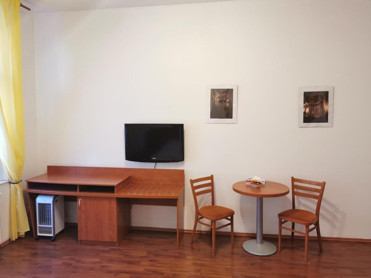 Apartment Amandment Прага Экстерьер фото
